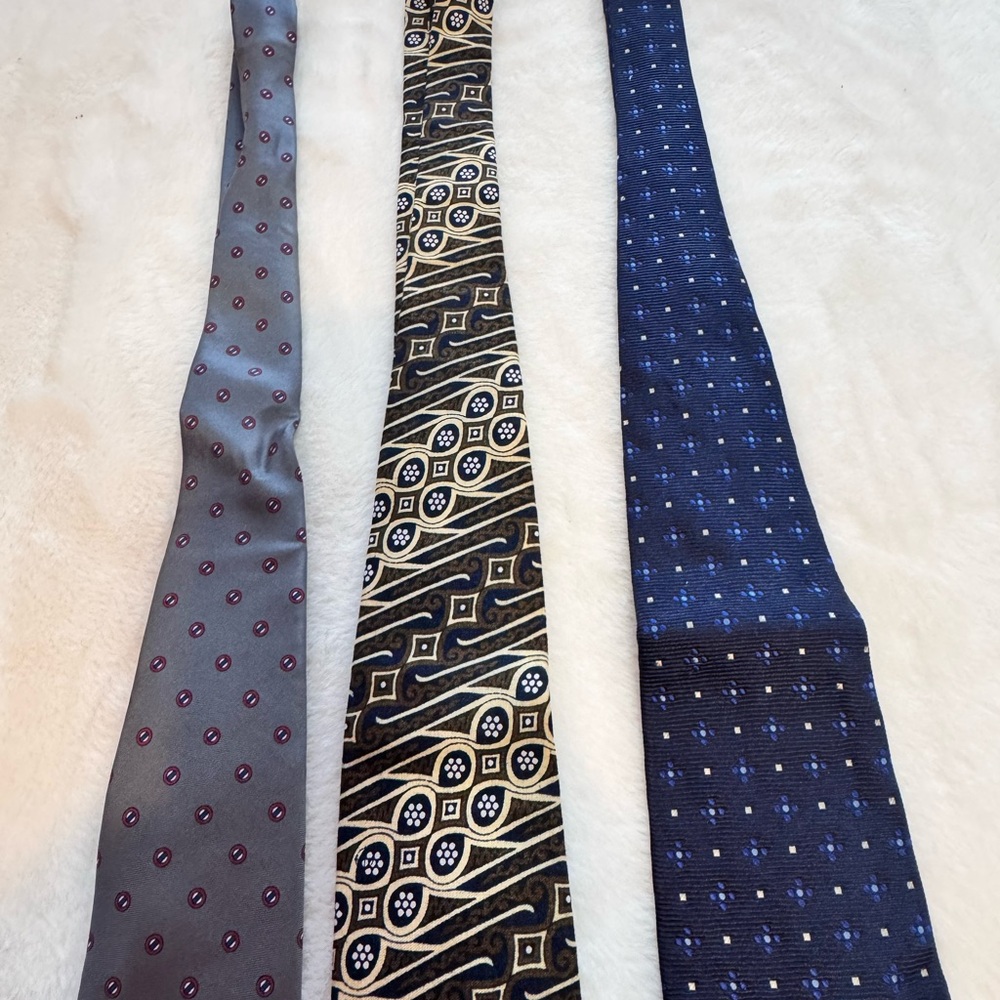 Versace, Christian Dior and Burberry bundle Geometric Tie - Picture 7 of 14